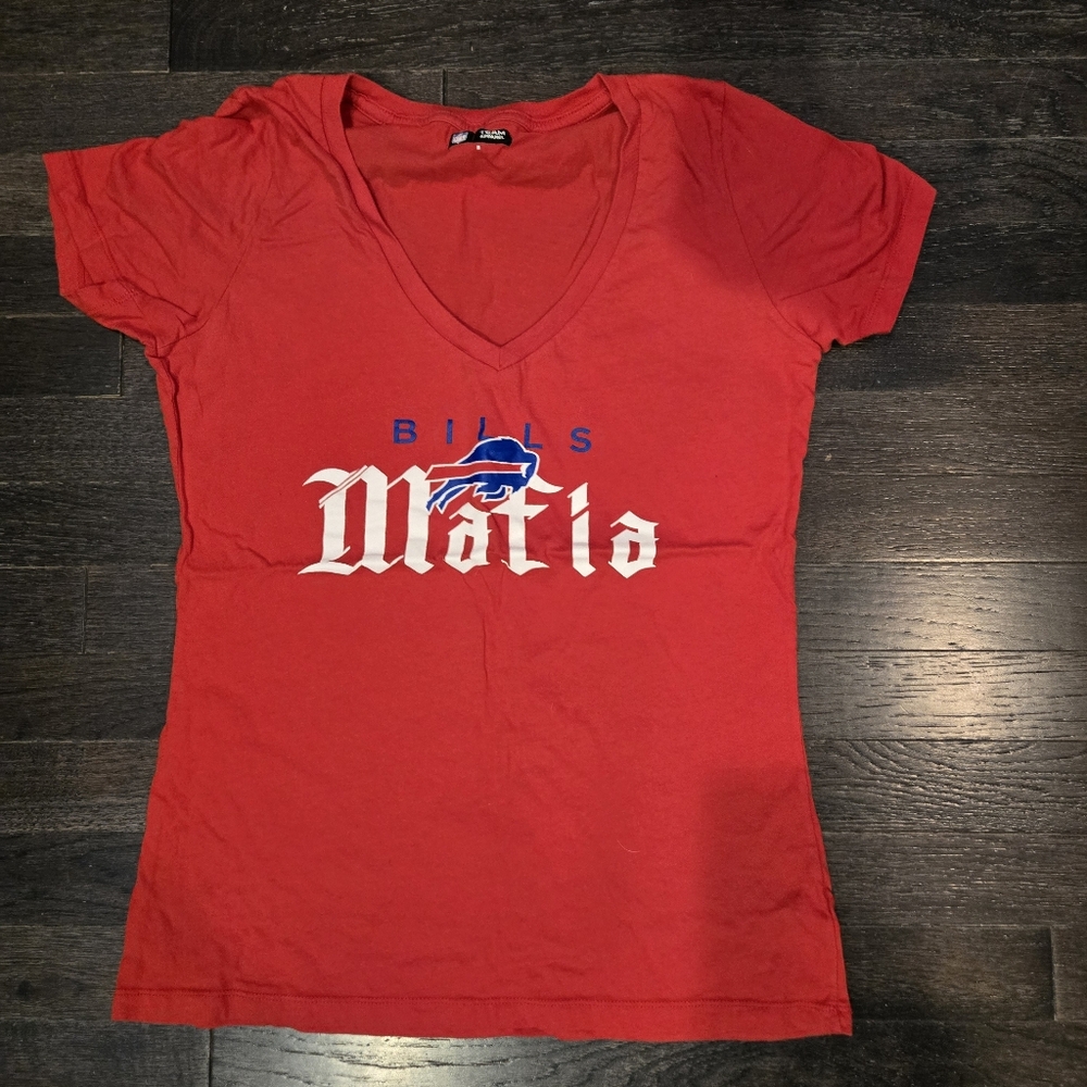 NFL Team Apparel Buffalo Bills "Bills Mafia" V-Neck T-Shirt - Red - SZ Medium